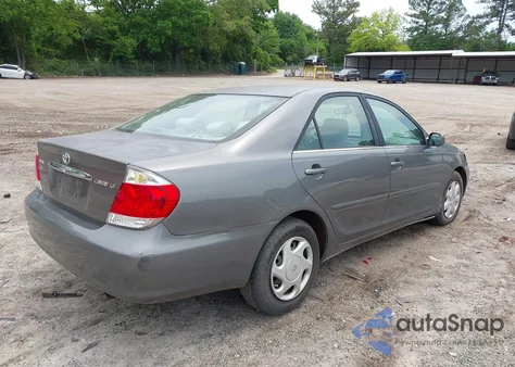 2006 Toyota Camry Le z USA, uszkodzony, nr VIN 4T1BE32K36U707990